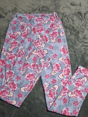 LuLaRoe Kids Floral Leggings - Pink on Lavender Tween Size